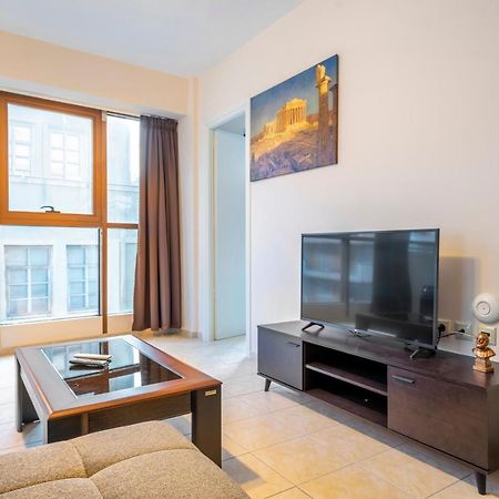 2 Bedroom Renovated Apartment With A View Athènes Extérieur photo